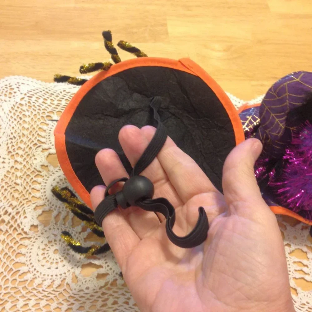 Halloween witches caps for small to medium pets NWOT